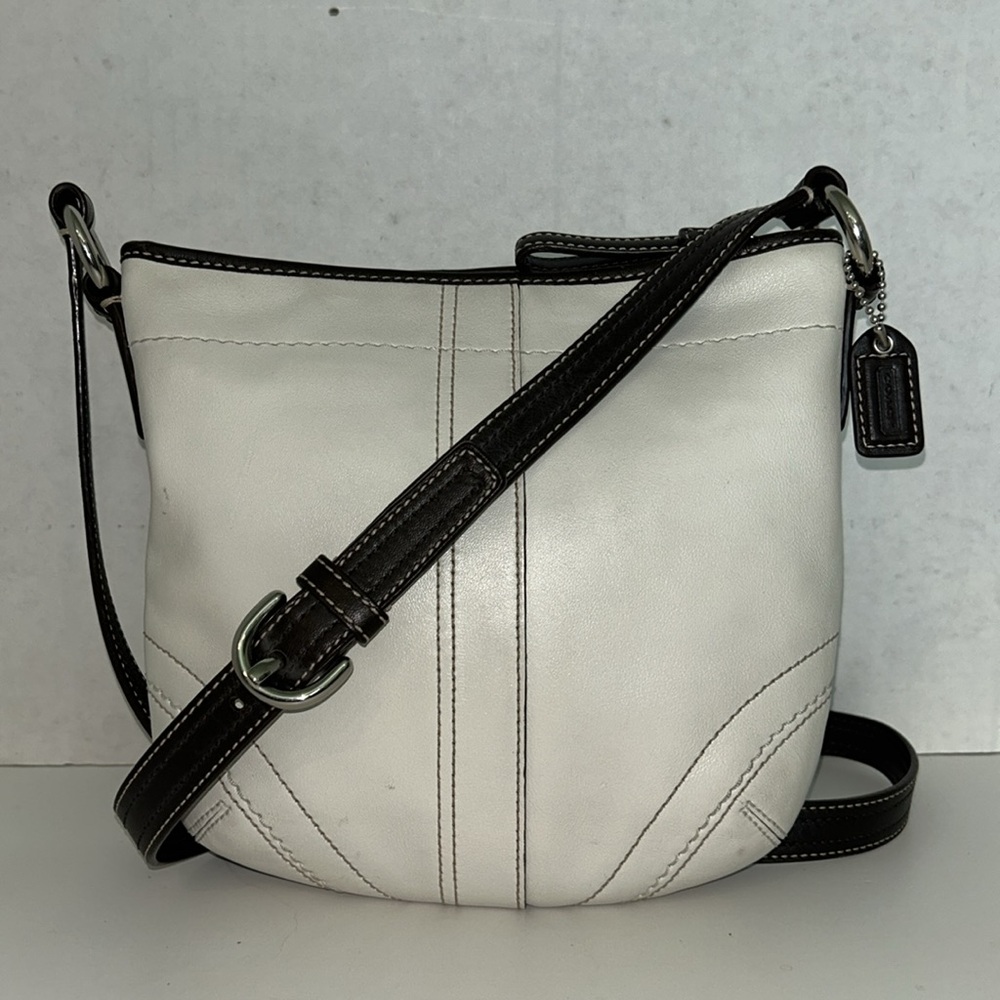 Coach leather crossbody bag off white & brown